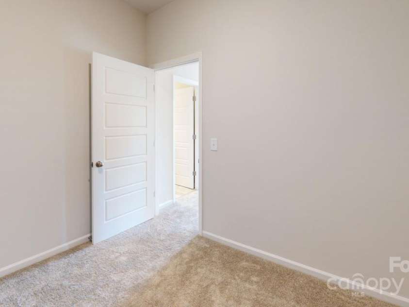 8122 Jacey Lane, Huntersville, NC 28078.  MLS# CAR4262865, YatesRealty ID 14553. 