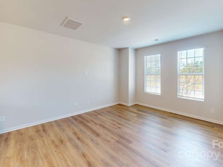 8122 Jacey Lane, Huntersville, NC 28078.  MLS# CAR4262865, YatesRealty ID 14553. 