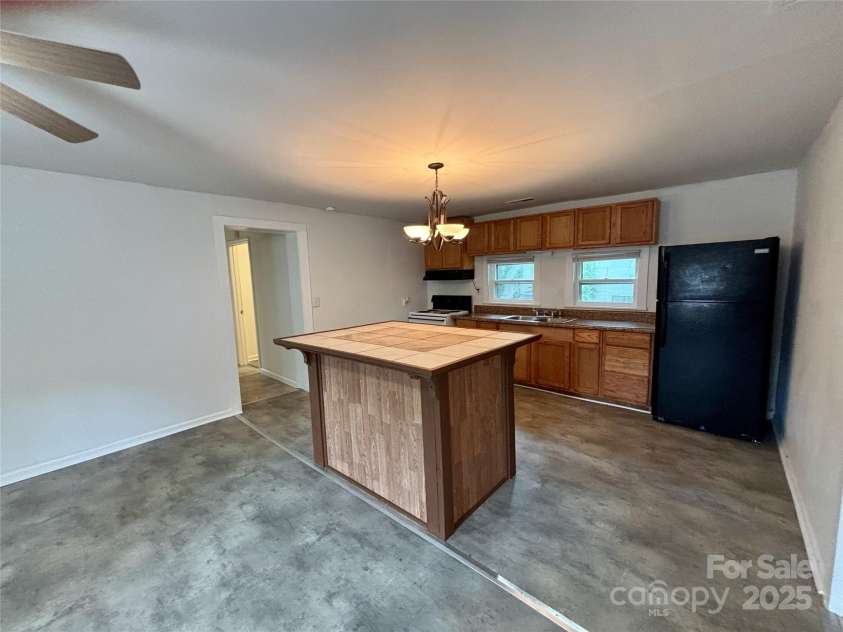 127 Thompson Street, Forest City, NC 28043.  MLS# CAR4260777, YatesRealty ID 14554. 