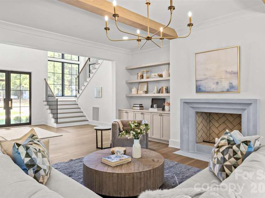 1321 Ferncliff Road, Charlotte, NC 28211.  MLS# CAR4365033, YatesRealty ID 14555. 