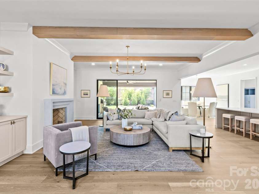 1321 Ferncliff Road, Charlotte, NC 28211.  MLS# CAR4365033, YatesRealty ID 14555. 