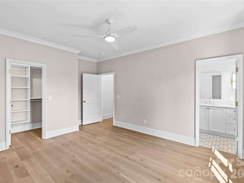 1321 Ferncliff Road, Charlotte, NC 28211.  MLS# CAR4365033, YatesRealty ID 14555. 