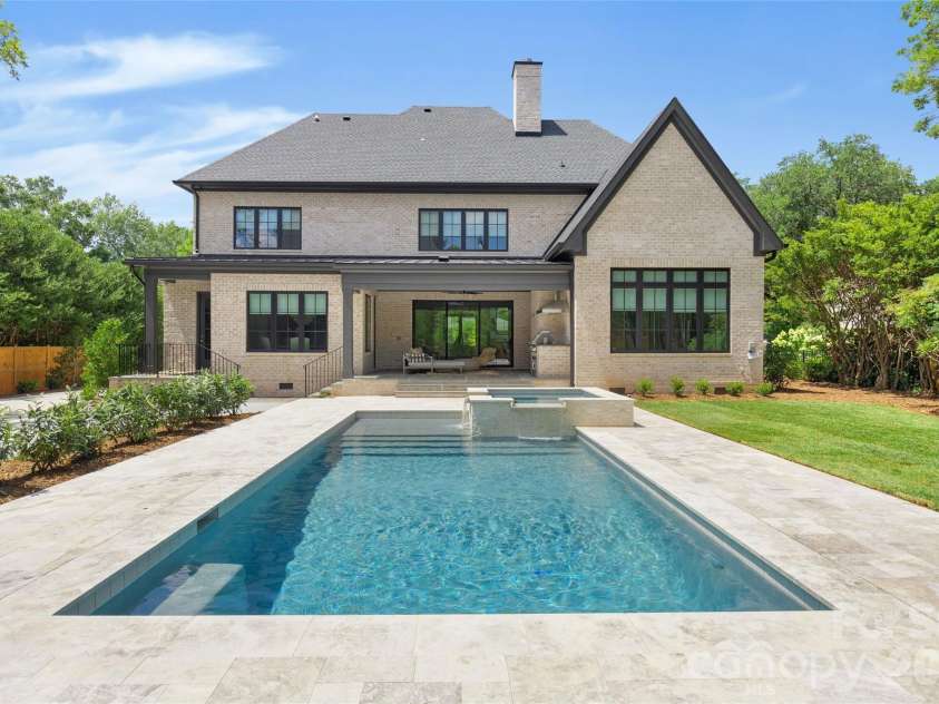 1321 Ferncliff Road, Charlotte, NC 28211.  MLS# CAR4365033, YatesRealty ID 14555. 