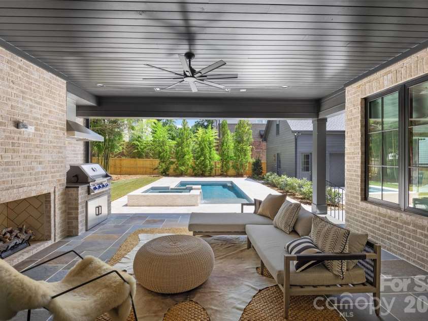 1321 Ferncliff Road, Charlotte, NC 28211.  MLS# CAR4365033, YatesRealty ID 14555. 