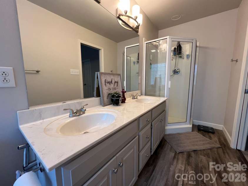 106 Olano Lane, Statesville, NC 28677.  MLS# CAR4372523, YatesRealty ID 14556. 