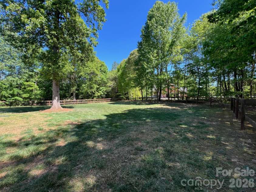 106 Olano Lane, Statesville, NC 28677.  MLS# CAR4372523, YatesRealty ID 14556. 