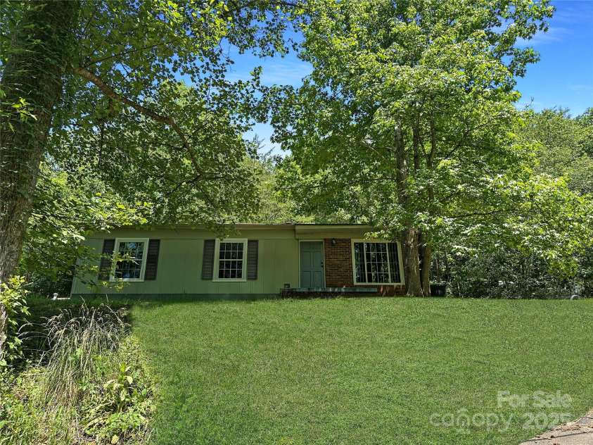 488 John Swofford Road, Nebo, NC 28761.  MLS# CAR4262636, YatesRealty ID 14556. Grass Virtually Added