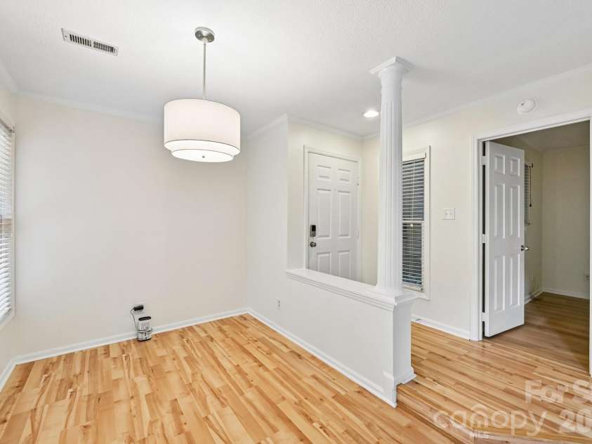 1109 Morehead Street, Charlotte, NC 28204.  MLS# CAR4344926, YatesRealty ID 14557. 