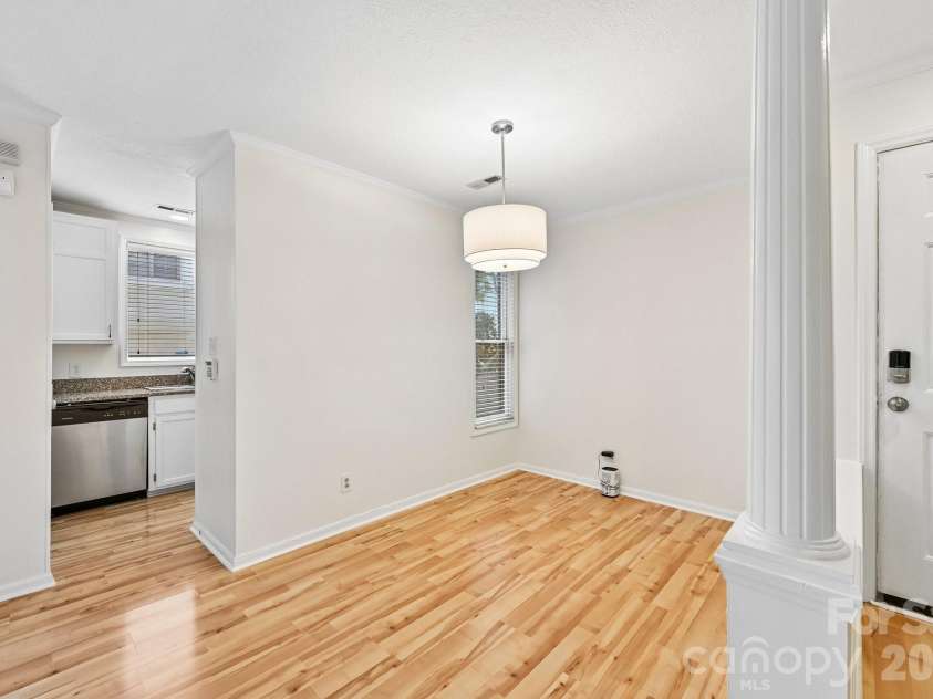 1109 Morehead Street, Charlotte, NC 28204.  MLS# CAR4344926, YatesRealty ID 14557. 