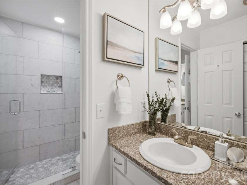 1109 Morehead Street, Charlotte, NC 28204.  MLS# CAR4416129, YatesRealty ID 14557. 