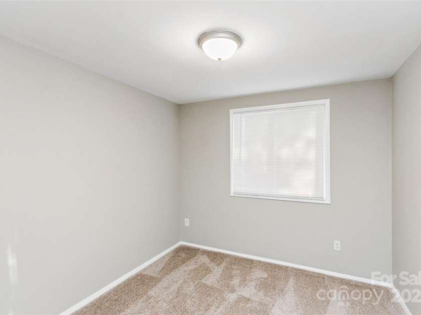 9464 Lexington Circle, Charlotte, NC 28213.  MLS# CAR4260506, YatesRealty ID 14557. Bedroom 3