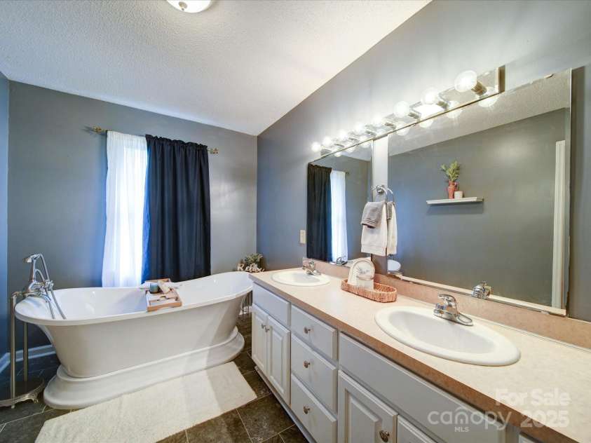 4636 Brown Creek Church Road, Wadesboro, NC 28170.  MLS# CAR4261419, YatesRealty ID 14558. 