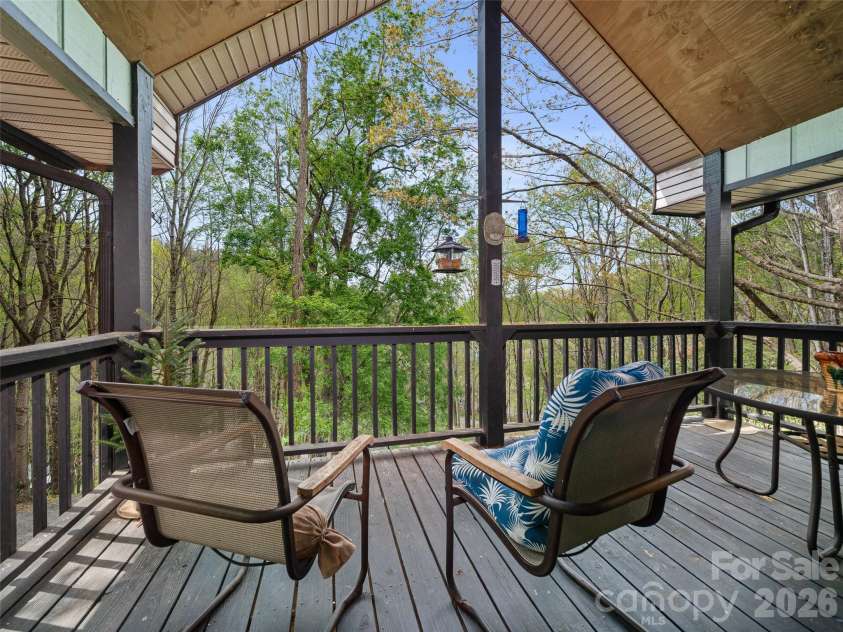 129 Kantagree Drive, Bakersville, NC 28705.  MLS# CAR4372563, YatesRealty ID 14559. 