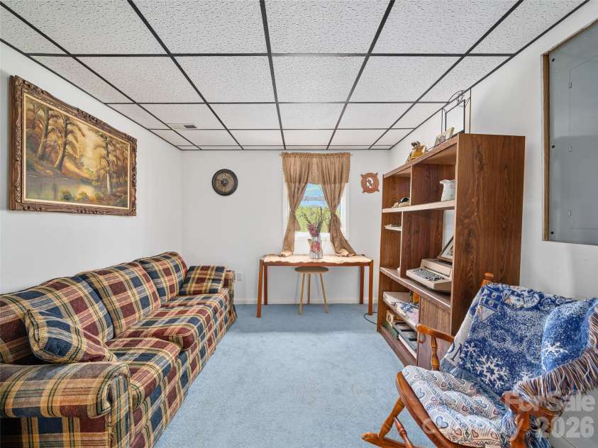 129 Kantagree Drive, Bakersville, NC 28705.  MLS# CAR4372563, YatesRealty ID 14559. 