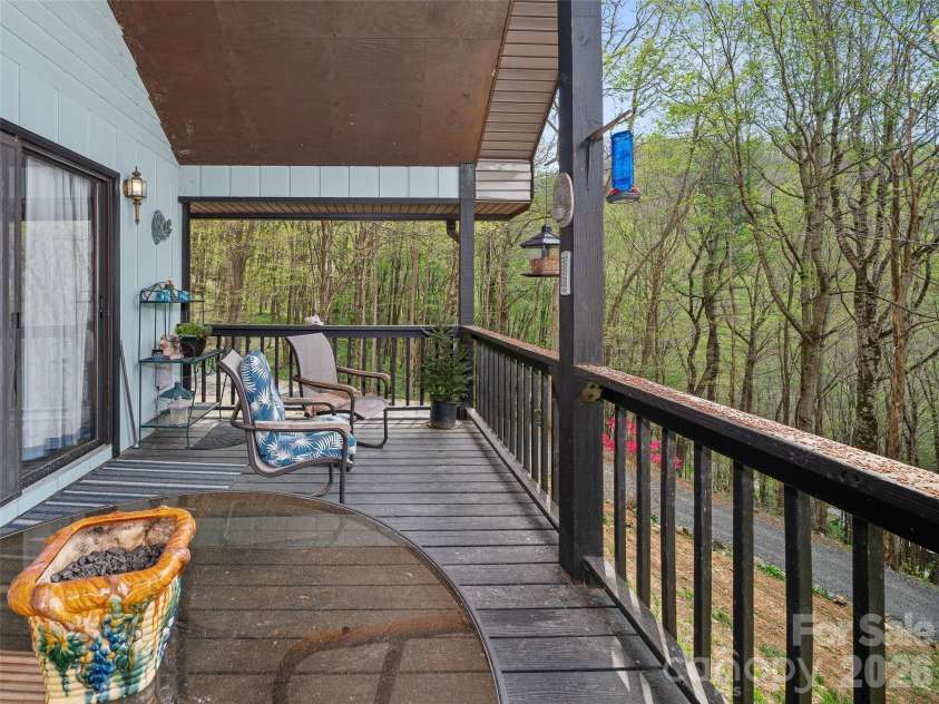 129 Kantagree Drive, Bakersville, NC 28705.  MLS# CAR4372563, YatesRealty ID 14559. 
