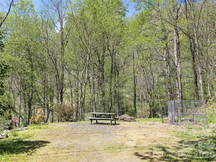 129 Kantagree Drive, Bakersville, NC 28705.  MLS# CAR4372563, YatesRealty ID 14559. 