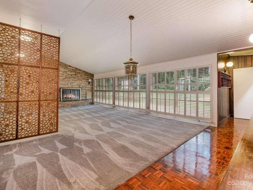 2756 Peachtree Road, Statesville, NC 28625.  MLS# CAR4072282, YatesRealty ID 1456. 