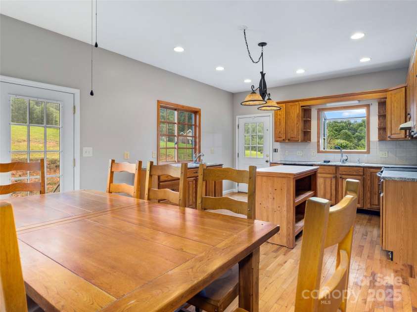 126 Sweetwater Drive, Canton, NC 28716.  MLS# CAR4262980, YatesRealty ID 14560. 