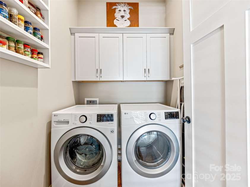 294 Main Street, Brevard, NC 28712.  MLS# CAR4260783, YatesRealty ID 14562. Convenient laundry room