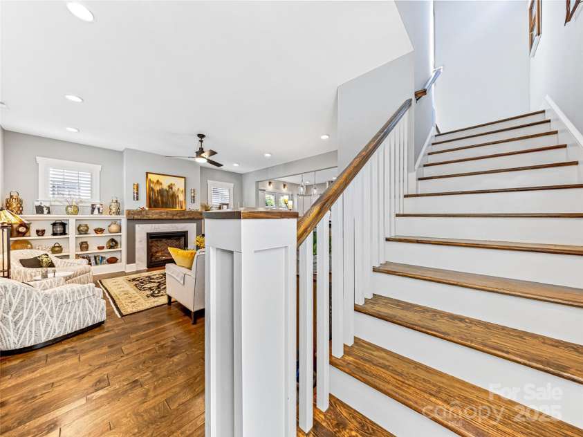 294 Main Street, Brevard, NC 28712.  MLS# CAR4260783, YatesRealty ID 14562. Let's explore upstairs