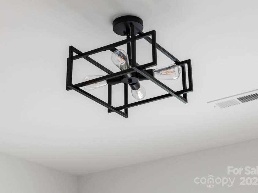 600 LeGrand Street, Shelby, NC 28150.  MLS# CAR4237341, YatesRealty ID 14565. 