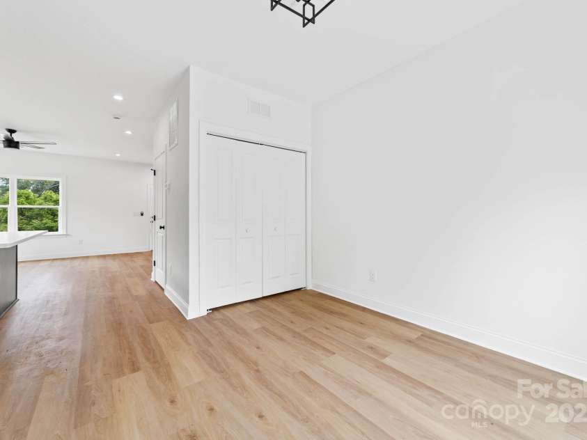 600 LeGrand Street, Shelby, NC 28150.  MLS# CAR4237341, YatesRealty ID 14565. 