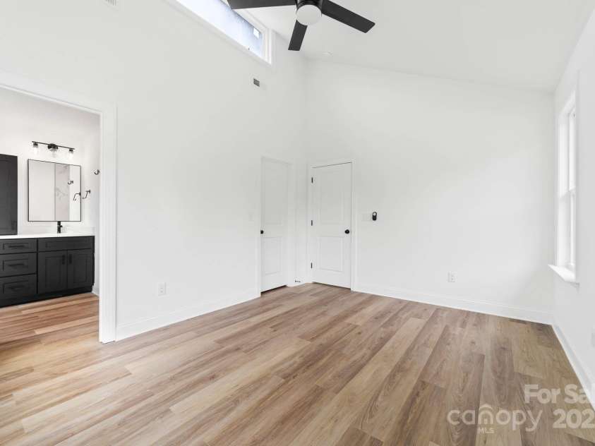 600 LeGrand Street, Shelby, NC 28150.  MLS# CAR4237341, YatesRealty ID 14565. 