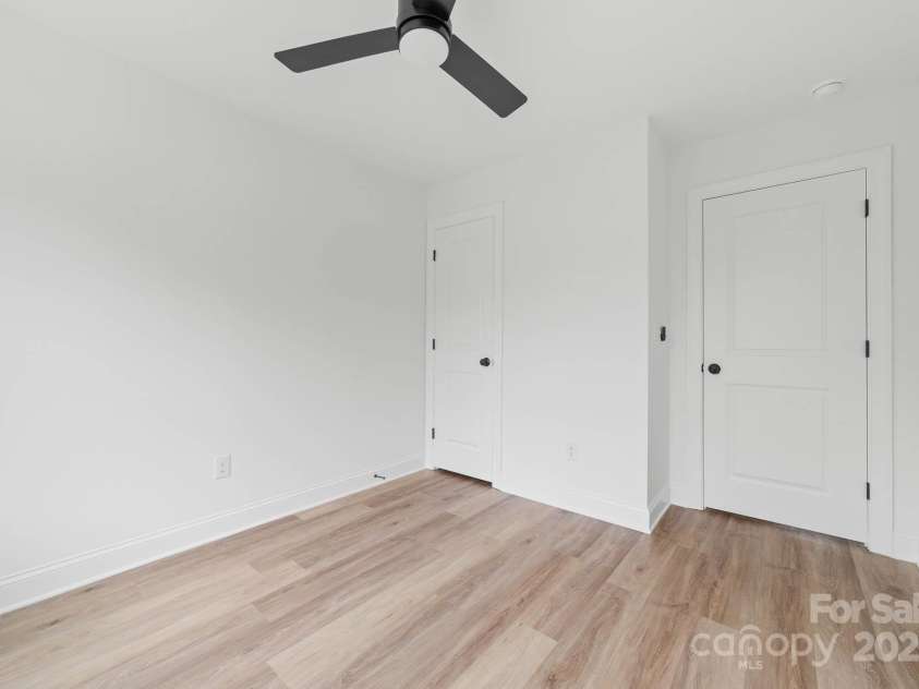 600 LeGrand Street, Shelby, NC 28150.  MLS# CAR4237341, YatesRealty ID 14565. 