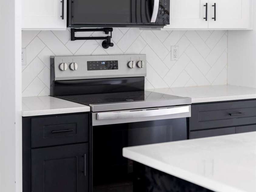 600 Legrand Street, Shelby, NC 28150.  MLS# CAR4328714, YatesRealty ID 14565. 