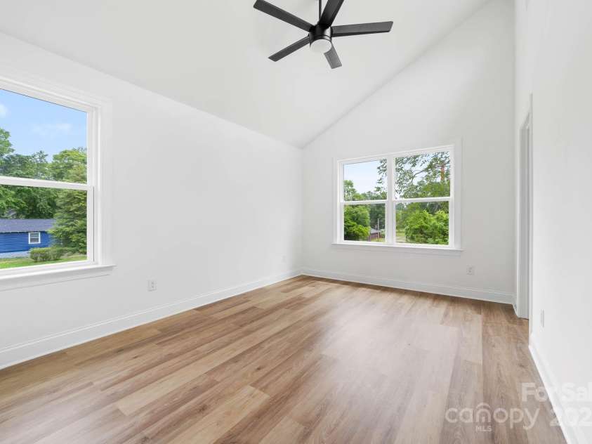 600 Legrand Street, Shelby, NC 28150.  MLS# CAR4328714, YatesRealty ID 14565. 