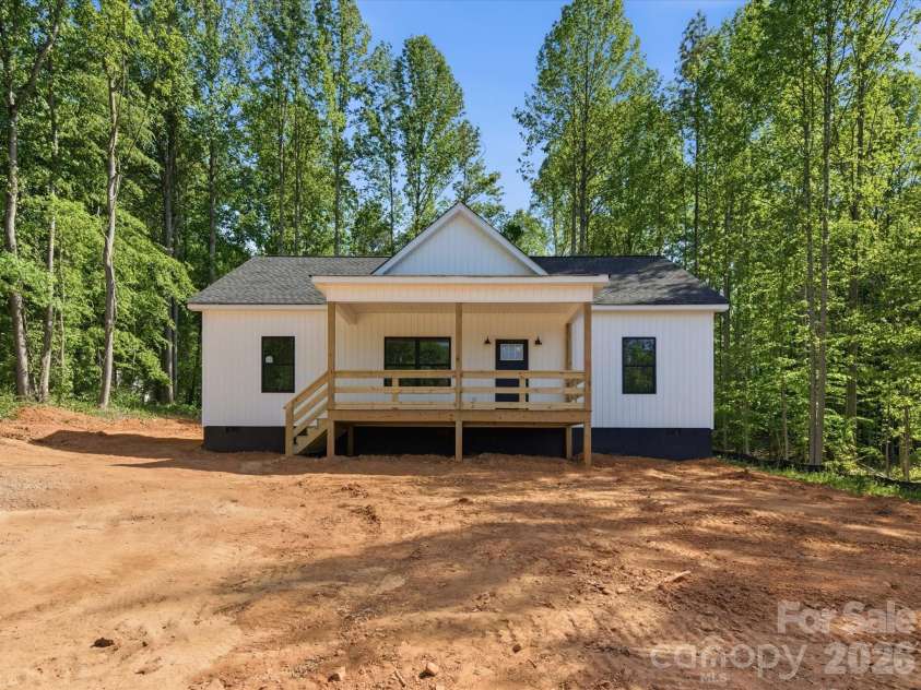 1416 Blackbird Drive, Clover, SC 29710.  MLS# CAR4373589, YatesRealty ID 14566. 