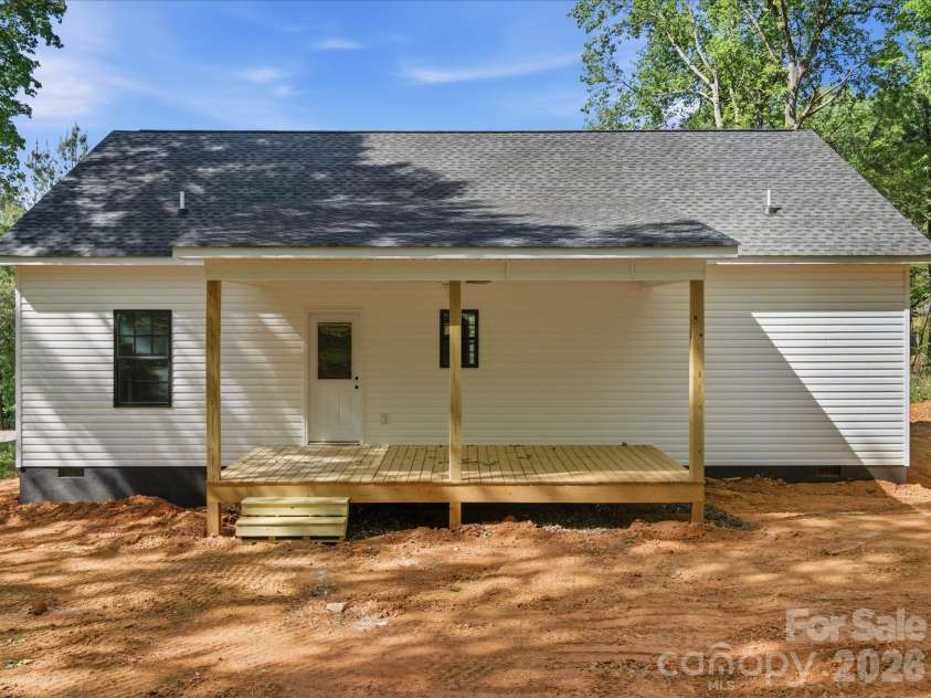 1416 Blackbird Drive, Clover, SC 29710.  MLS# CAR4373589, YatesRealty ID 14566. 