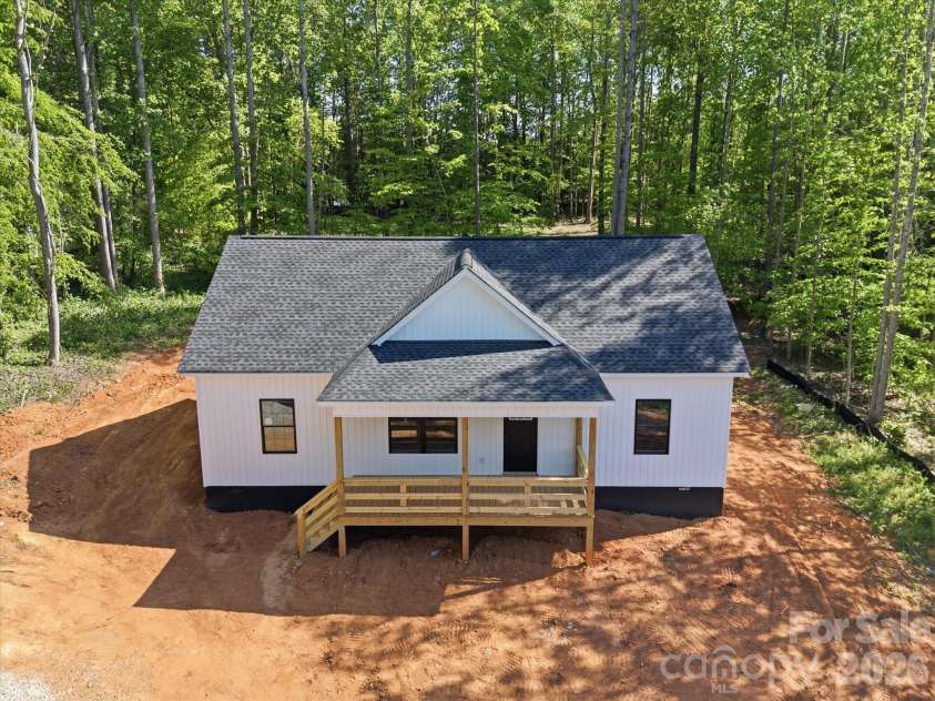 1416 Blackbird Drive, Clover, SC 29710.  MLS# CAR4373589, YatesRealty ID 14566. 