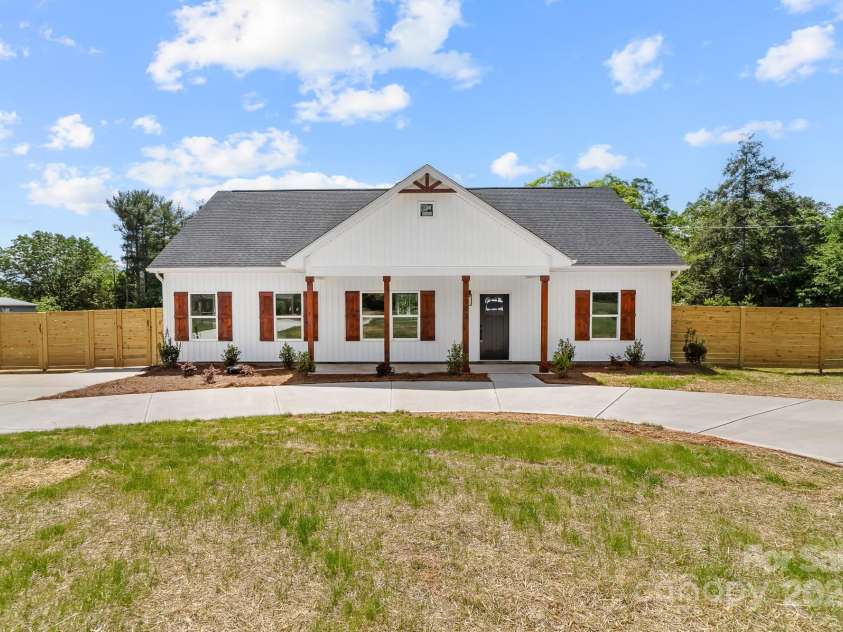 2363 Reepsville Road, Lincolnton, NC 28092.  MLS# CAR4239163, YatesRealty ID 14566. 