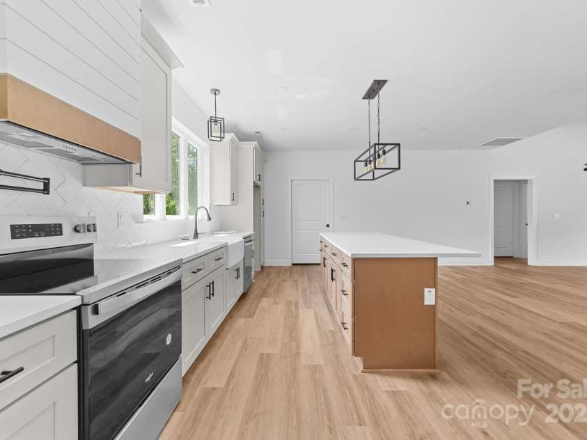 2363 Reepsville Road, Lincolnton, NC 28092.  MLS# CAR4239163, YatesRealty ID 14566. 