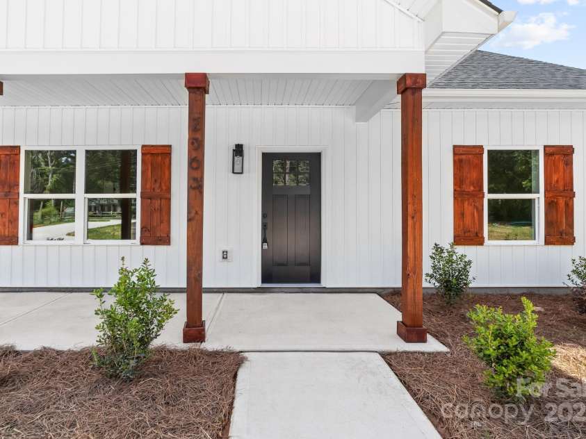 2363 Reepsville Road, Lincolnton, NC 28092.  MLS# CAR4239163, YatesRealty ID 14566. 