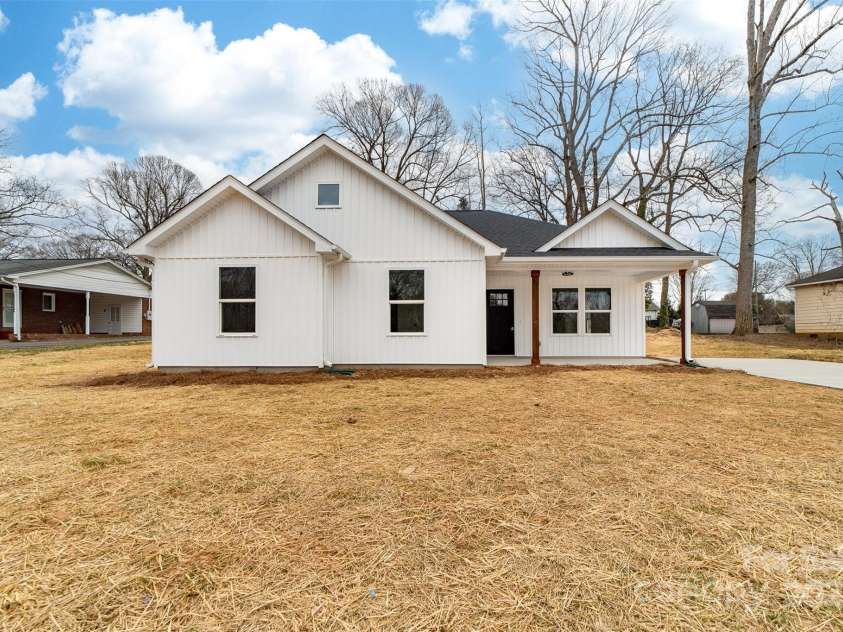 1200-1 Stanton Drive, Shelby, NC 2150.  MLS# CAR4210611, YatesRealty ID 14567. 