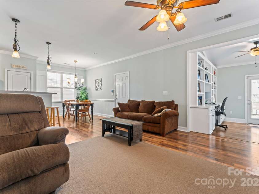9113 Cinder Lane, Huntersville, NC 28078.  MLS# CAR4238870, YatesRealty ID 14568. 