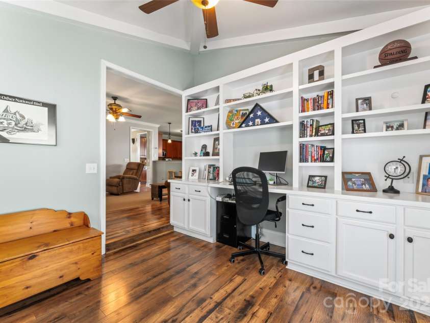 9113 Cinder Lane, Huntersville, NC 28078.  MLS# CAR4238870, YatesRealty ID 14568. 