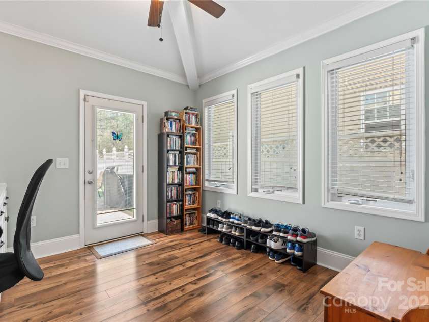 9113 Cinder Lane, Huntersville, NC 28078.  MLS# CAR4238870, YatesRealty ID 14568. 