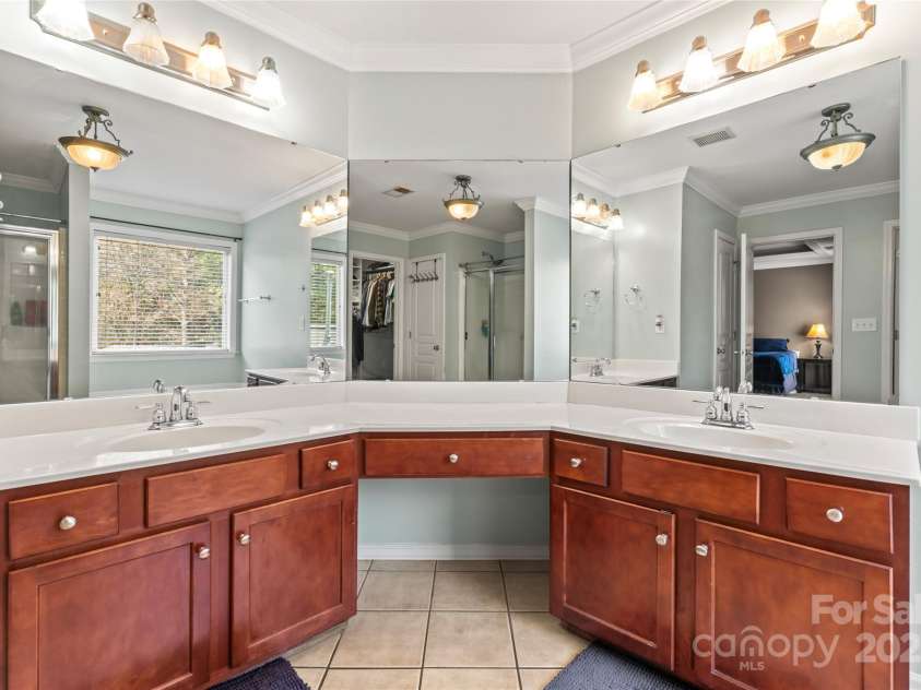 9113 Cinder Lane, Huntersville, NC 28078.  MLS# CAR4238870, YatesRealty ID 14568. 
