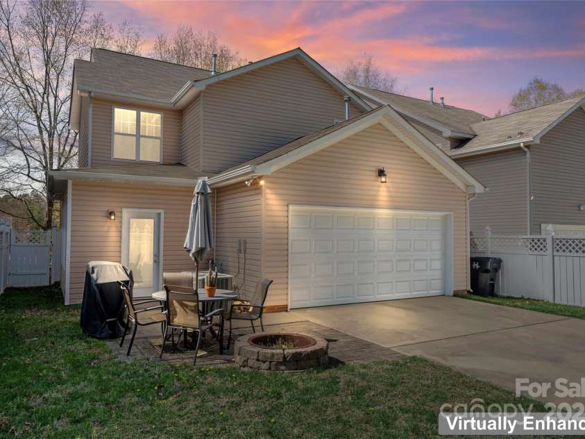 9113 Cinder Lane, Huntersville, NC 28078.  MLS# CAR4238870, YatesRealty ID 14568. 