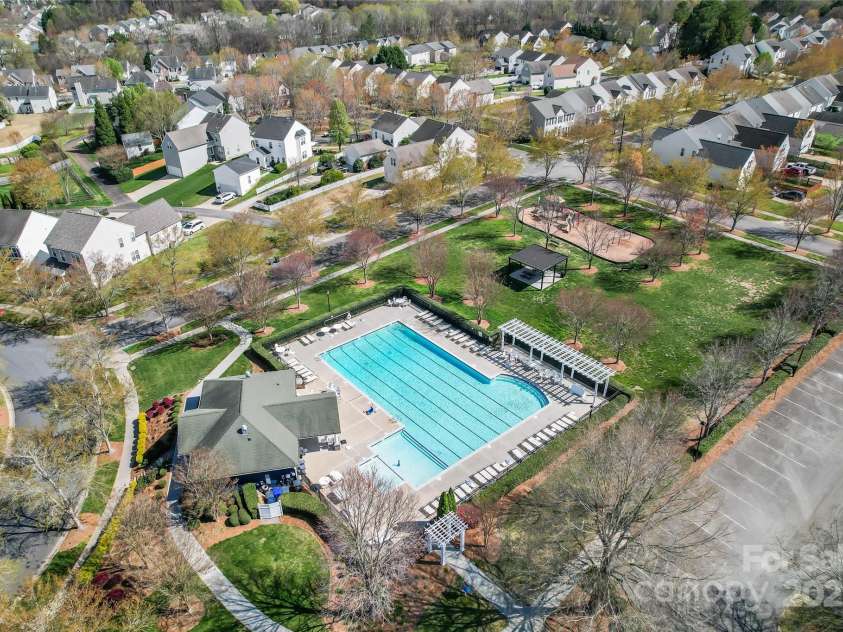 9113 Cinder Lane, Huntersville, NC 28078.  MLS# CAR4238870, YatesRealty ID 14568. 