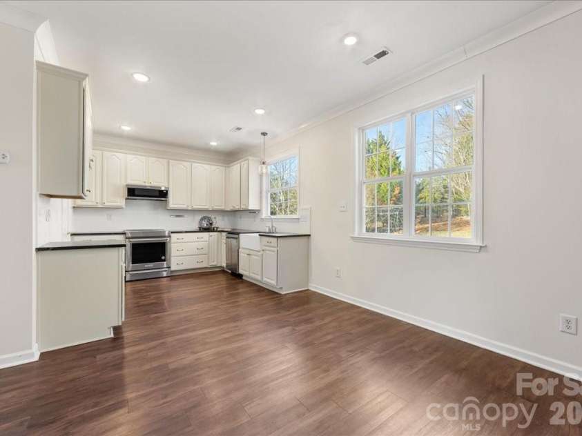 6706 Blackwood Lane, Waxhaw, NC 28173.  MLS# CAR4334333, YatesRealty ID 14569. 