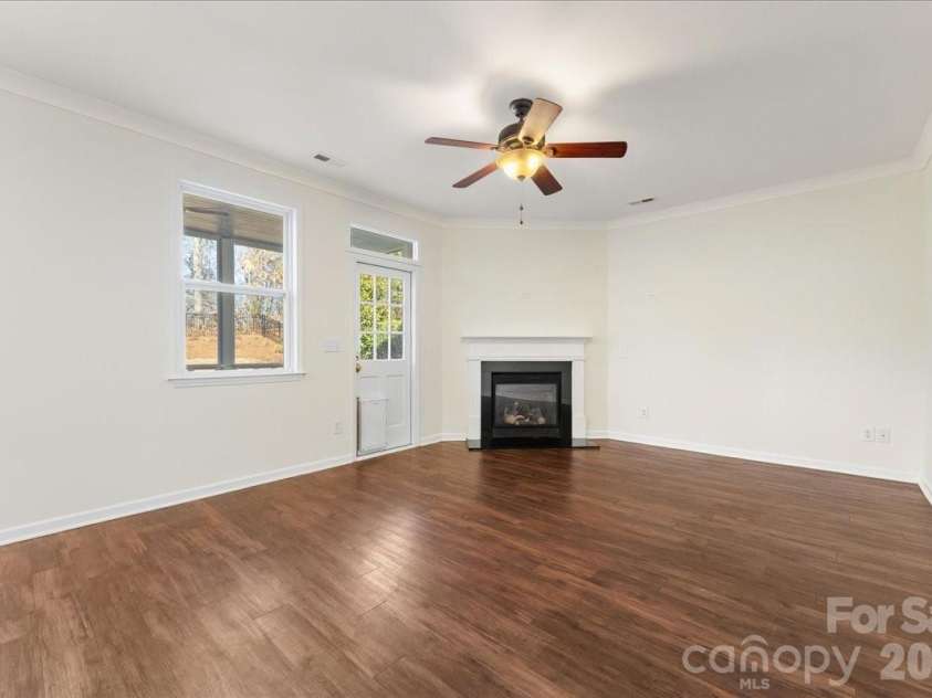 6706 Blackwood Lane, Waxhaw, NC 28173.  MLS# CAR4334333, YatesRealty ID 14569. 