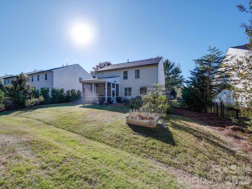 6706 Blackwood Lane, Waxhaw, NC 28173.  MLS# CAR4334333, YatesRealty ID 14569. 