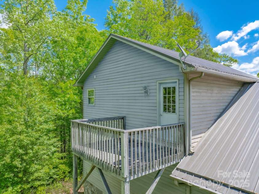 635 Worley Road, Marion, NC 28752.  MLS# CAR4209709, YatesRealty ID 1457. 