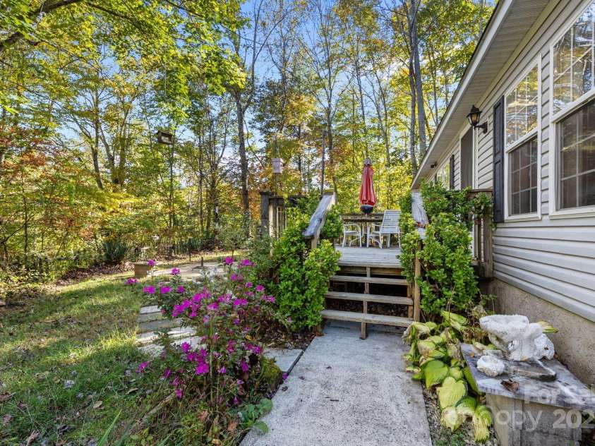 74 Davis Chapel Road, Candler, NC 28715.  MLS# CAR4311937, YatesRealty ID 1457. 