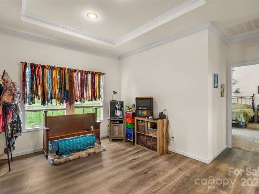 113 Robinette Lane, Statesville, NC 28625.  MLS# CAR4261494, YatesRealty ID 14570. 