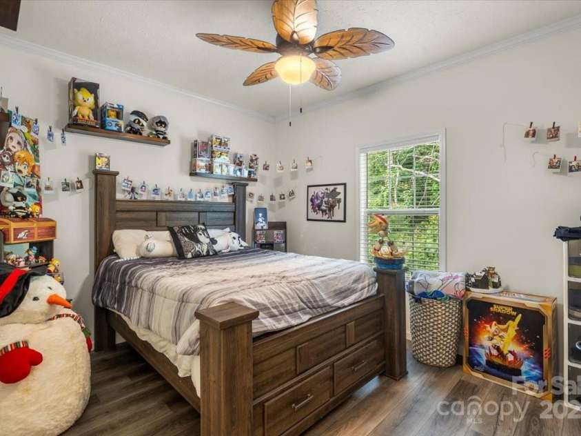 113 Robinette Lane, Statesville, NC 28625.  MLS# CAR4261494, YatesRealty ID 14570. 